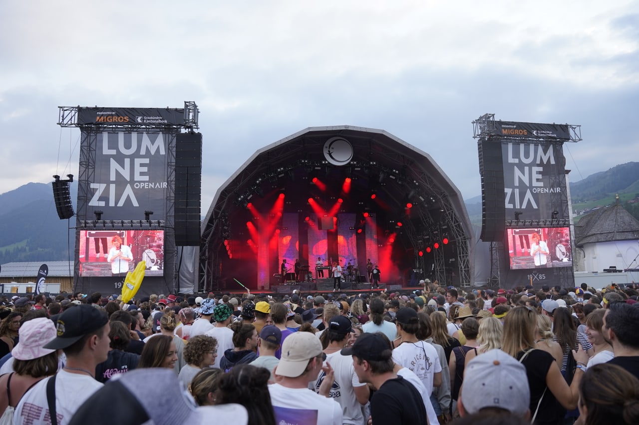 Open Air Lumnezia 2022 Trais dis da festa ed ina finiziun turbulenta