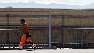 In lavurer da construcziun sin in plazzal a Turitg.