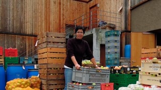 In maletg ord onns passads: Anna-Maria Candinas cun chistas plain maila. In maletg ord onns passads: Anna-Maria Candinas cun chistas plain maila.