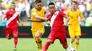 Peru gudogna cunter l'Australia cun 2:0. Peru gudogna cunter l'Australia cun 2:0.