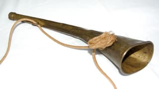 Corn da fieu, per alarmar ils vischins. Corn da fieu, per alarmar ils vischins.