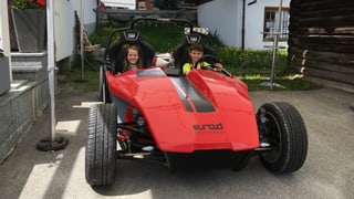 Els dus èn promts per l'excursiun Els dus èn promts per l'excursiun
