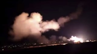 Videos da l'agentura da novitads siriana Sana mussan las rachetas datiers da Damascus. 