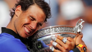 El e la trofea.