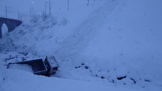 Il camiun è crudà circa 50 meters da la spunda giu. 