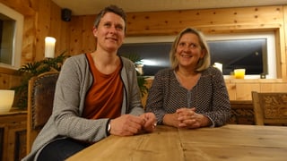 Sco quai che Zegna Pittet-Dosch ha ditg haja ella avant in onn annunzià sia desditga. Dai l’ura haja ella dumandà radund  30 persunas, sch’ellas na veglian betg presidiar l’uniun, ma senza success. La fin finala ha ella chattà Gierina Michael, ch’è sa mussada pronta da parter il presidi. Questa soluziun vala per in onn, suenter in onn vegn Zegna Pittet-Dosch definitiv a sa retrair sco co-presidenta, ha ella ditg.   Plinavant èn vegnids elegids en la suprastanza da la URGC Giulia Riedhauser, Martin Decurtins e Rico Michael. Suppleanta è Petra Uffer e suppleant Marco Beeli. Gion Capeder n’ha betg pli candidà per la suprastanza. Cun quai ch’el è commember da la suprastanza da la Lia Ruantscha, po el dentant vinavant visitar las sedutas da la suprastanza da la URGC. La URGC è ina societad affiliada da la Lia Rumantscha . Quella organisaziun ch’è responsabla en il Grischun central per la tgira e la promoziun dal rumantsch d’ina vart en Surmeir ed era per la Sutselva cun la Val Schons, Muntogna e Tumleastga).