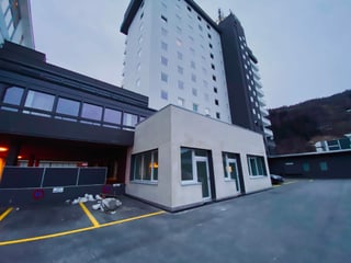 In cubus d'ina auzada bajegià vi dal Hotel Eden a Glion.