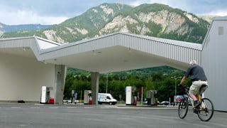 Tranter auter è era vegnì vendì dapli carburant.