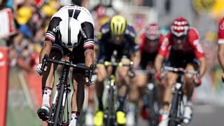 Matthews traversa l’arrivada a Romans-sur-Isère.