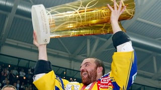 Marc Gianola tegn ad ault il pocal.