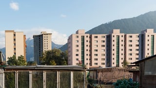Il quartier Lacuna è era in'oasa. Il quartier Lacuna è era in'oasa.