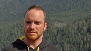 Purtret da Berni Gredi, nov trenader dal Club da Hockey Engiadina.