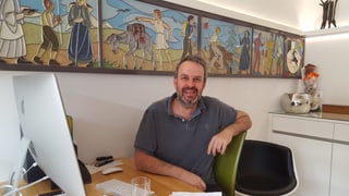 Curdin Brugger il hotelier dal Krüzli a Sedrun. Curdin Brugger il hotelier dal Krüzli a Sedrun.