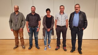 La nova suprastanza da Valsot; da sanestra Andri Cantieni, Armon Kirchen, Ursina Caviezel, Fadri Riatsch e Victor Peer