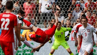 Il gol da dad in'autra perspectiva, direct da davant il gol.