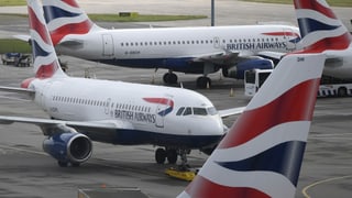 aviuns da passagiers sin la plazza aviatica