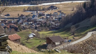 La vischnanca da Trun vis davent da Cartatscha.