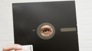 Ils emprims floppy-discs avevan ina diagonala da radund 20 cm