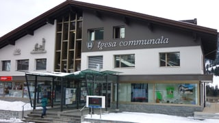 La chasa communala a Sedrun.