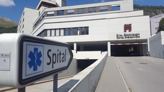 Entrada dal ospital Engadin'Ota.