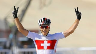 Il ciclist grischun, Nino Schurter gudogna aur als Gieus europeics a Baku.
