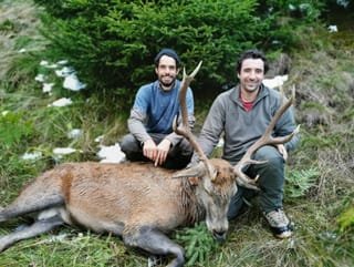 Elias e ses frar Livio Casanova sa legran da la preda.