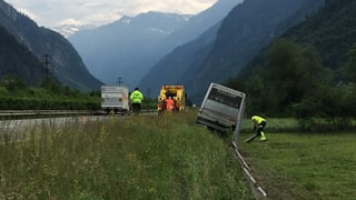 persunas fan urden suenter in accident d'in car sin l'autostrada