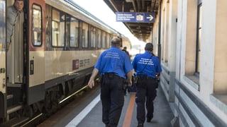 Il Corp da guardias da cunfin en acziun a Chiasso.