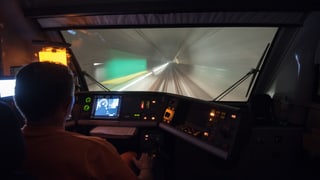 L'emprim viadi cun la spertadad maximala da 275 km/h è stà ils 8 da november. 