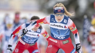 Johaug durant cursa. Johaug durant cursa.