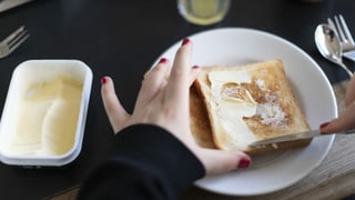 Dunna stritga paintg sin in toast.