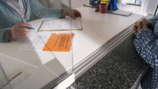 La quota d'agid social en il Grischun è dapi onns constanta.