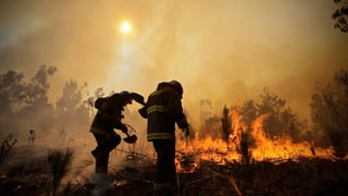 Passa 70 incendis èn anc betg sut controlla. 