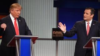 Donald Trump (san.) e Ted Cruz (dre.) 