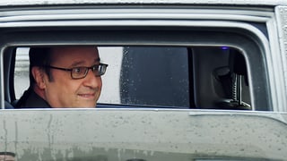 François Hollande avertescha avant Marine Le Pen dal Front National. 