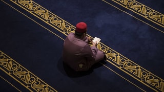 In muslim che fa in priedi.