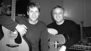Ils chantadurs e ghitarrists Pascal Sieber e Gioni Fry. (da sanester) 
