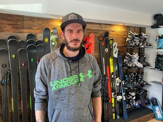 Gian-Marco Thomann en ses affar da sport Good Time. Gian-Marco Thomann en ses affar da sport Good Time.