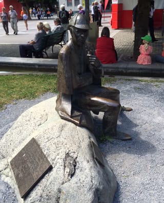 Sherlock Holmes, il pli famus vaschin da Meiringen.