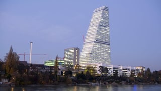 Roche Tower a Basilea dasper il Rain.