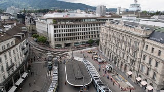 Plazzal dal Paradeplatz, Turitg.