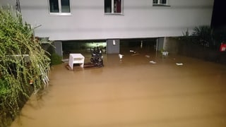 Inundaziuns a Malters/LU. Ils fastizis da la plievgia permanenta n'èn betg mo vesibels qua.