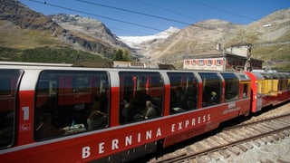 Il Bernina Express va fin en il nord da l'Italia. 