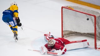 Giugaders da hockey en acziun.