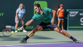 Purtret da Roger Federer en acziun. 