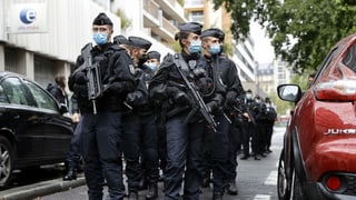 Purtret da policistas e polizists en Frantscha. 