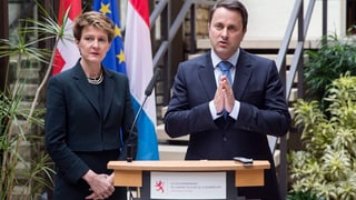 Il schef da regenza dal Luxemburg, Xavier Bettel cun la presidenta da la confederaziunSimonetta Sommaruga.