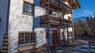 L’entrada dal Hotel Ucliva