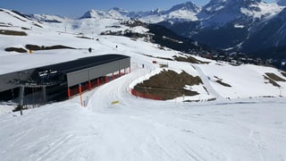 Qua è l'accident capità: Pista nr 5 per lung la sutgera Plattenhorn ad Arosa. 