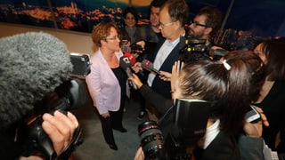 18-10, Cuira - RTR, il center da medias durant la dumengia d’elecziuns per il parlament federal. 18-10, Cuira - RTR, il center da medias durant la dumengia d’elecziuns per il parlament federal.
